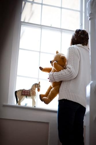 [9780008540845] A Family Torn Apart PB